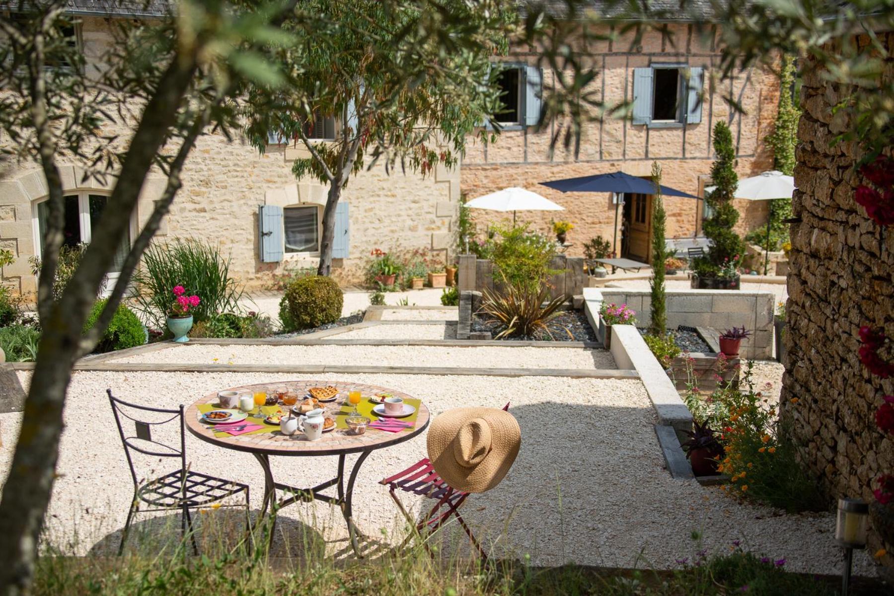 Maison d'Hôtes La Maison de Léopold Terrasson Extérieur photo